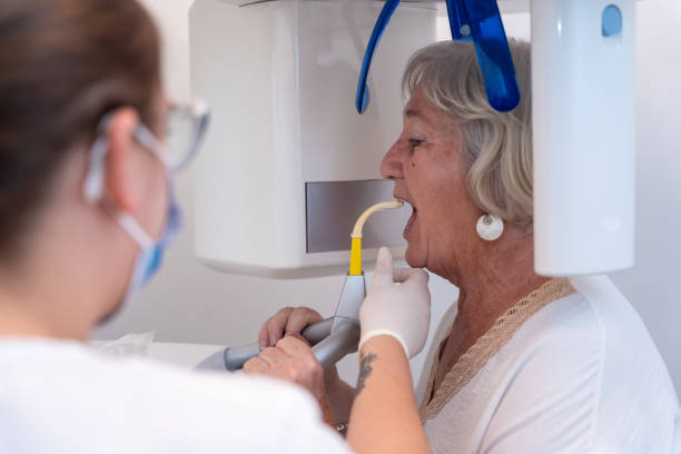 Best Emergency Dental Extractions in Exandria, AL